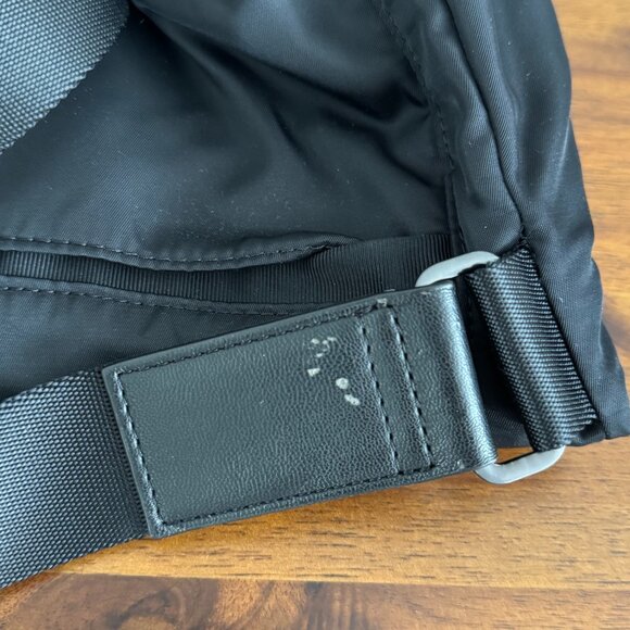 Lululemon - Festival Bag in Black - Picture 16 of 16